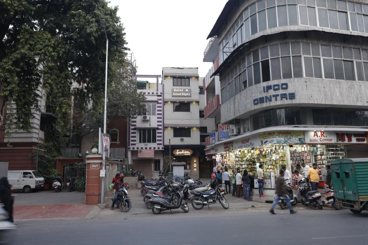 Hotel Good Night Ahmedabad Bagian luar foto